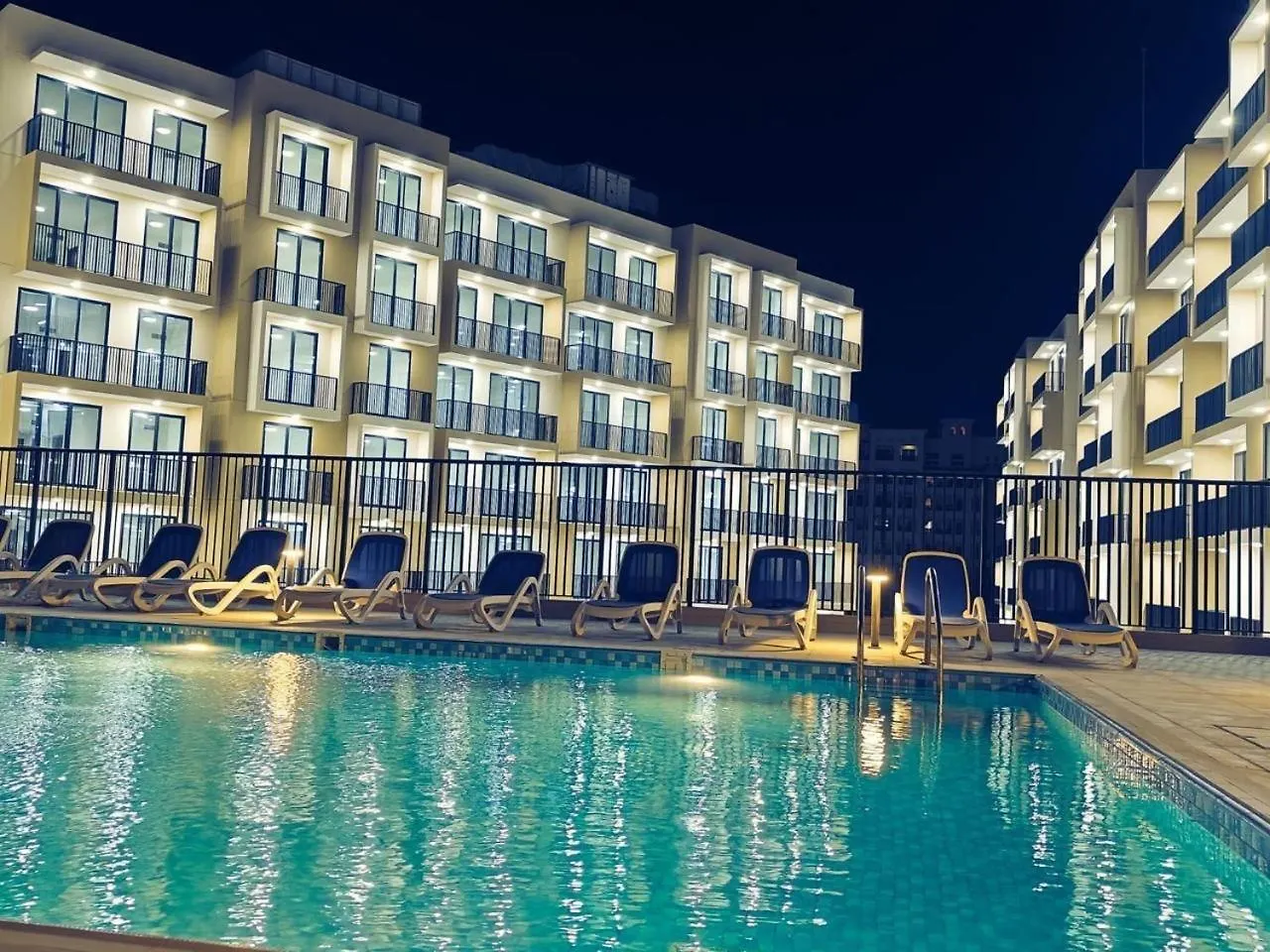 Elegant One-Bedroom Apartment In Marina Al Hamrah Village Ras al-Khaimah United Arab Emirates